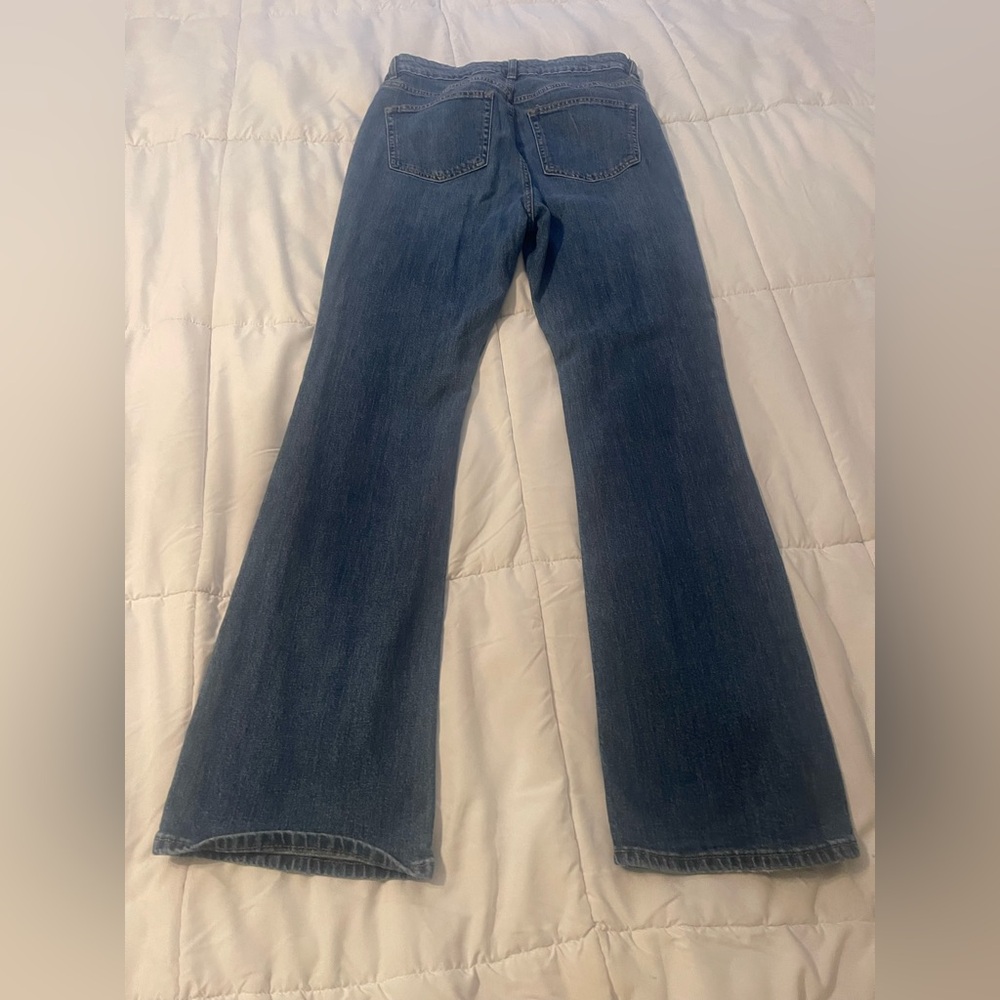 H&M Women’s Bootcut Jeans Size 12 Classic Blue Denim Whiskering Flattering Soft - Picture 4 of 5